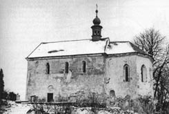 VERUBY. Romnsk tribunov kostel na předhrad. Podle Durdk 2000. VERUBY. -  Die romanische Tribunkirche im Vorburgareal. Nach Durdk 2000