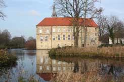  Ldinghausen, Burg von S. Foto: Eismann 2010