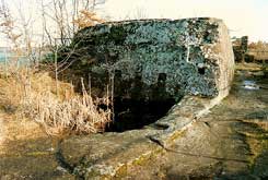 Bergfriedstumpf, Foto Bernges 1989