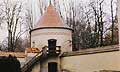 Mihlyi. Der Nordwestturm des Schlosses, 1996. (Foto: Istvn Feld)