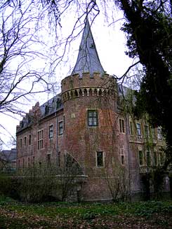 Hauptburg. Foto: J. Friedhoff 2010.