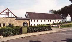 Heisingen, Gesamtansicht. Foto:H. Dirkes, 2008 (Bildarchiv EBI)