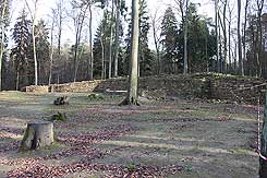 Restaurierte Ringmauer der Kernburg, Foto: Steinmetz 2014