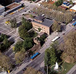 Burg- und Schlossruine Kaiserslautern, Aufnahme von Sdwesten, 2004 (Aufnahme: Manfred Czerwinski, Institut fr pflzische Geschichte und Volkskunde)