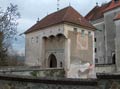 Niederwallsee: Torbau der Vorburg von auen. Foto: Patrick Schicht (2005)