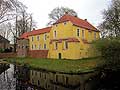 Die Manninga-Burg in Pewsum im heutigen Zustand von Sdwesten. Foto Frank Both, Nov. 2016.