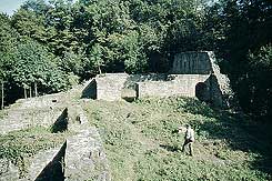 Ruine der Hinterburg Eberbach (Thomas Steinmetz ca. 1980)