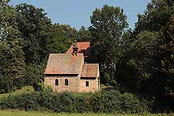 Die Vorburg mit Kapelle und Jgerhaus (Foto Eismann 2018) 