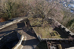 Der Osten der Burgflche mit dem Marstall (Foto Eismann 2019)