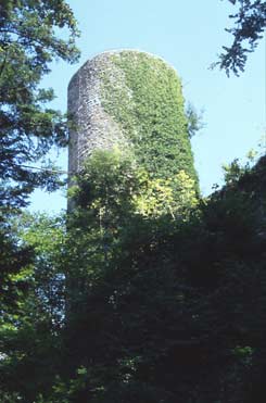 Bergfried, Foto: H. Wagner (2002)