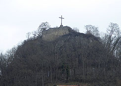 Ansicht des Burgbergs von S�den; Foto: Thorsten Sonnemann (2019)