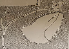 Plan des Schanzenkopfs auf der Informationstafel (Foto Eismann 2019)