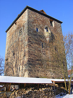 Wohnturm mit Kapellenerker. J. Friedhoff 2008