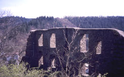 Hofseitige Ansicht des Wohnbaus. Foto: J. Friedhoff (1994)