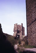 Flankierungsturm der Ringmauer, Foto: J. Friedhoff (1992)