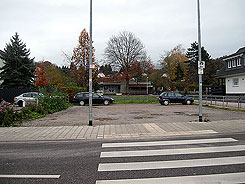 Die Burgstelle von Westen. An der Stelle des Parkplatzes stand das Gasthaus Rssle. Foto Heiko Wagner (2021)