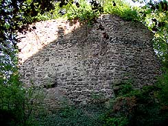Ringmauerrest der Hauptburg, Foto: J. Friedhoff (2006)