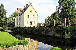 Rittergut Oberg - Das Gutshaus von 1855 wurde auf den Gewlben der Vorgngerburg errichtet, Foto: G. Wachholz 2023