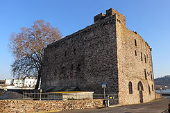 Die Burg von Nordwesten (Foto Eismann 2025