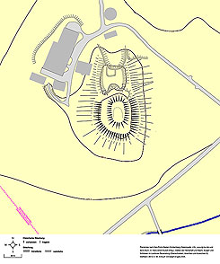 Argenb�hl Ratzenried, Valleray; Planskizze nach Geo-Portal Baden-W�rttemberg (Datenquelle: LGL, www.lgl-bw.de) und Boris Blum, in: Hans Ulrich Rudolf (Hrsg.), St�tten der Herrschaft und Macht, Burgen und Schl�sser im Landkreis Ravensburg (Oberschwaben, Ansichten und Aussichten 9), Ostfildern 2013, S. 92; Entwurf: Christoph Engels (2025).