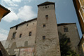 Engelstein: Bergfried und Ostfront der Kernburg. Foto: Thomas Khtreiber (2003).