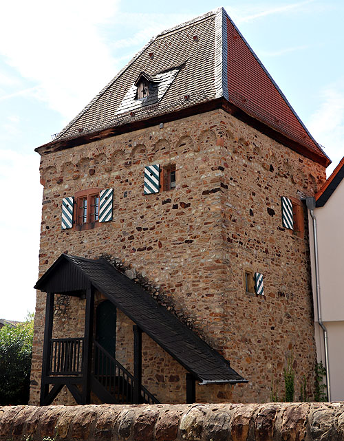 Ober-Rosbach. Der Turm (Foto Eismann 2024)