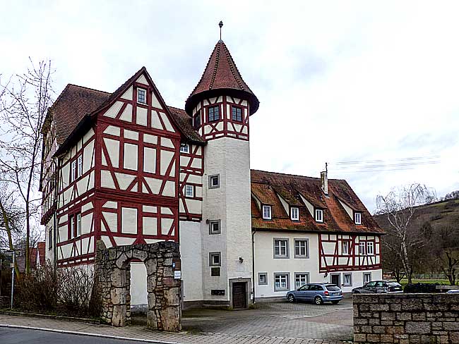 Ansicht des Schlösschens Sachsenflur. Foto zur Verfügung gestellt von Stadt Lauda-Königshofen 2016