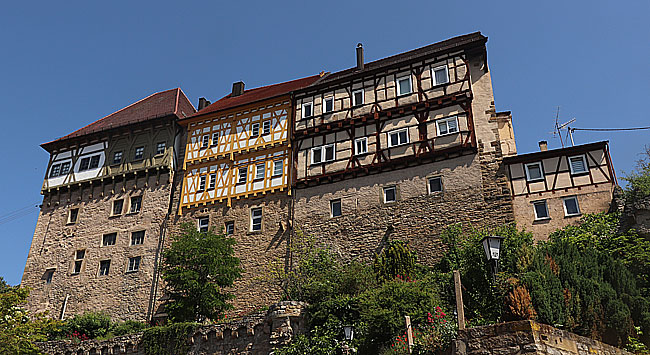 Talheim, Oberes Schloss. Das Schloss von Süden (Foto Eismann 2023)