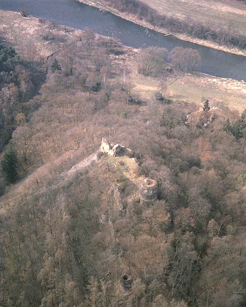 Letecký snímek hradu - Luftaufnahme der Burg