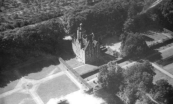 Zuilenstein, luchtfoto: Schellart (1945)