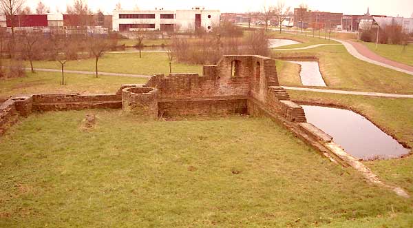 Kasteelterrein Woude, foto: Wielen (2001)