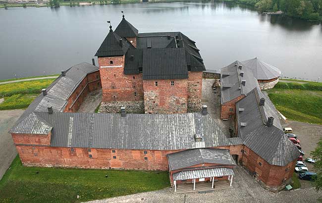 Häme castle and outer baileys. Airphoto Kari Uotila 2008. 