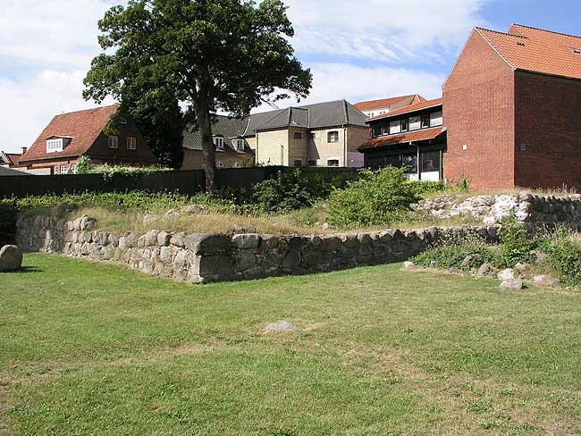 The remains of the tower Folen (the Foal), photo: The National Museum of Denmark (2004)